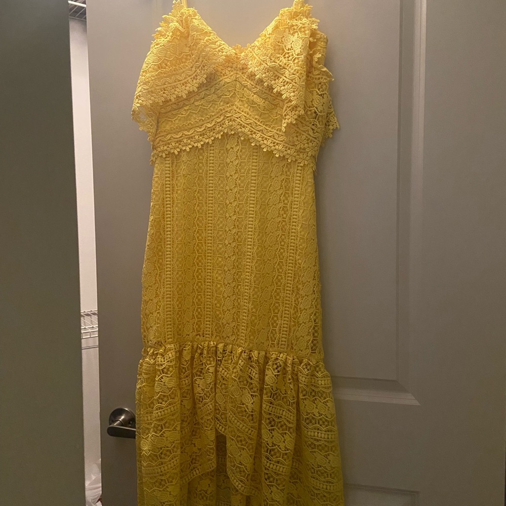Three floor yellow lace dress size 0